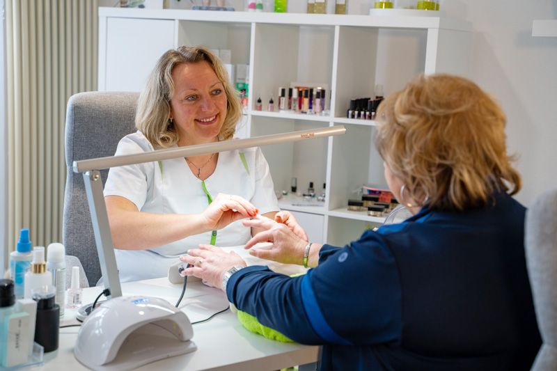 Dein Extramoment Schönheit mit unserem Nagelstudio in Scherfede! 